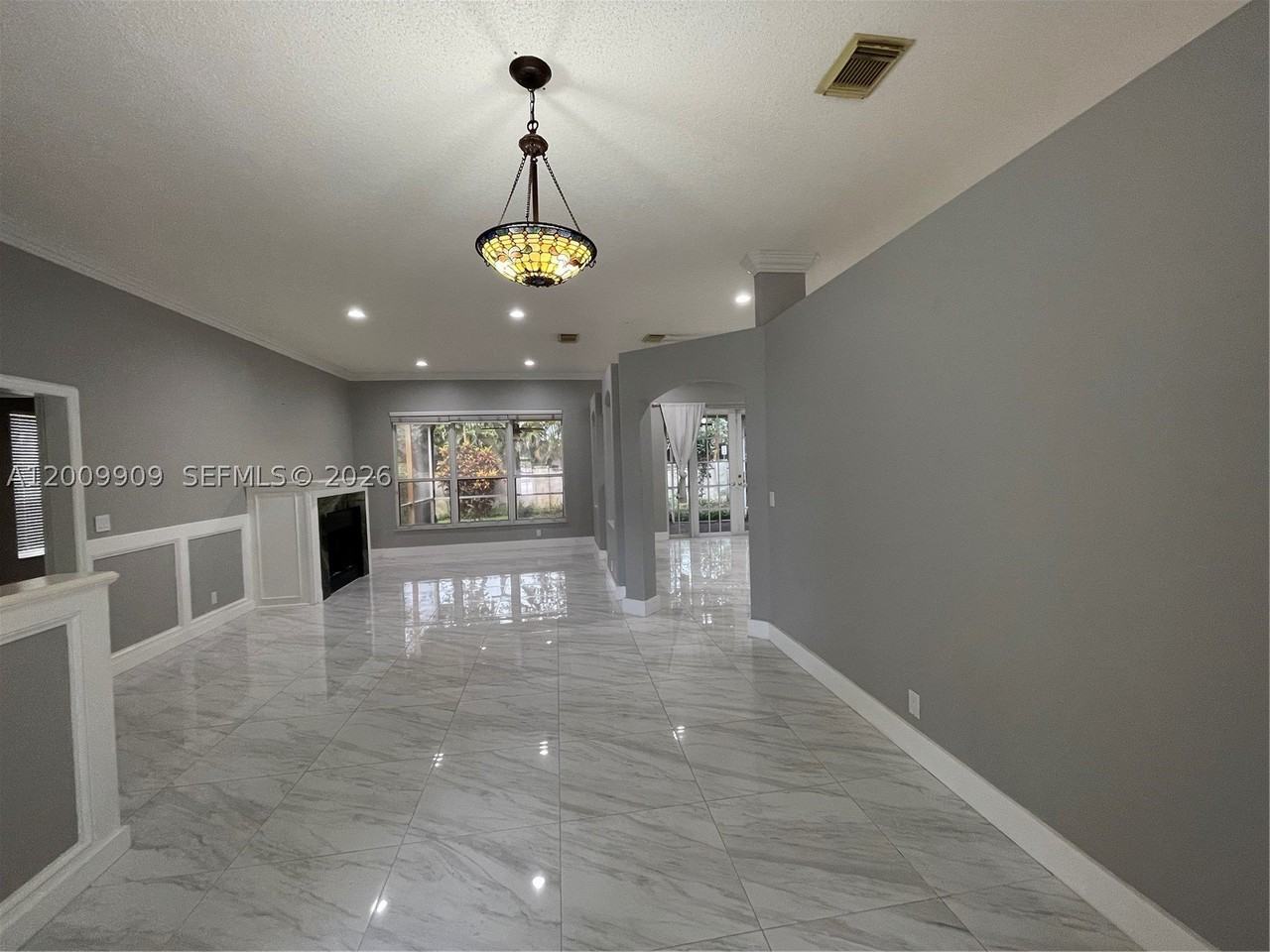 5263 Sw 34th Way #5263 - Photo 2 of 32