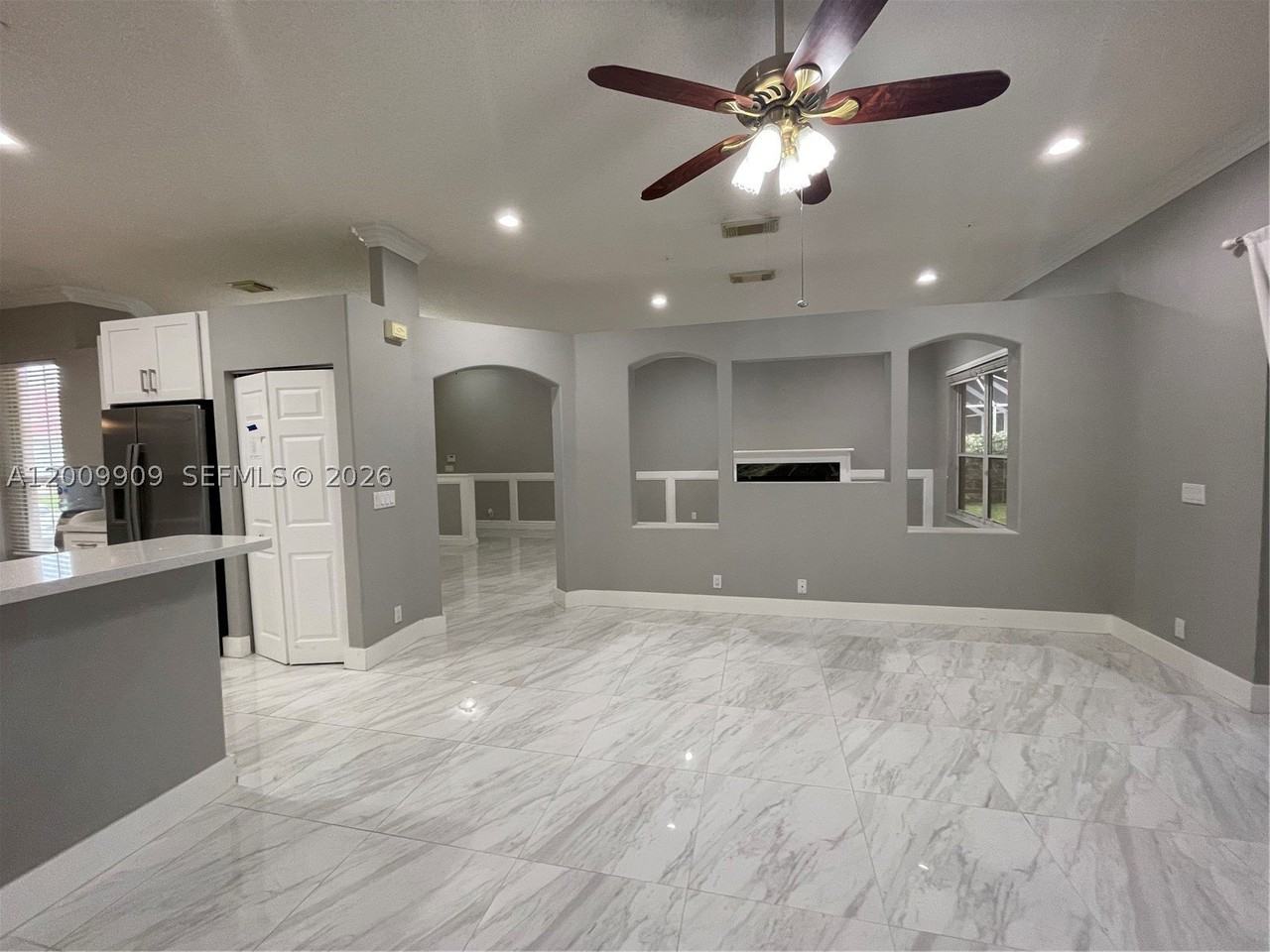 5263 Sw 34th Way #5263 - Photo 3 of 32