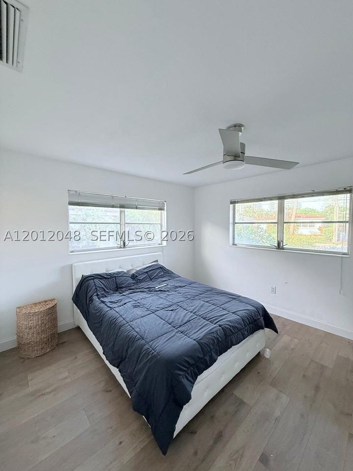 9356 Byron Ave - Photo 6 of 12
