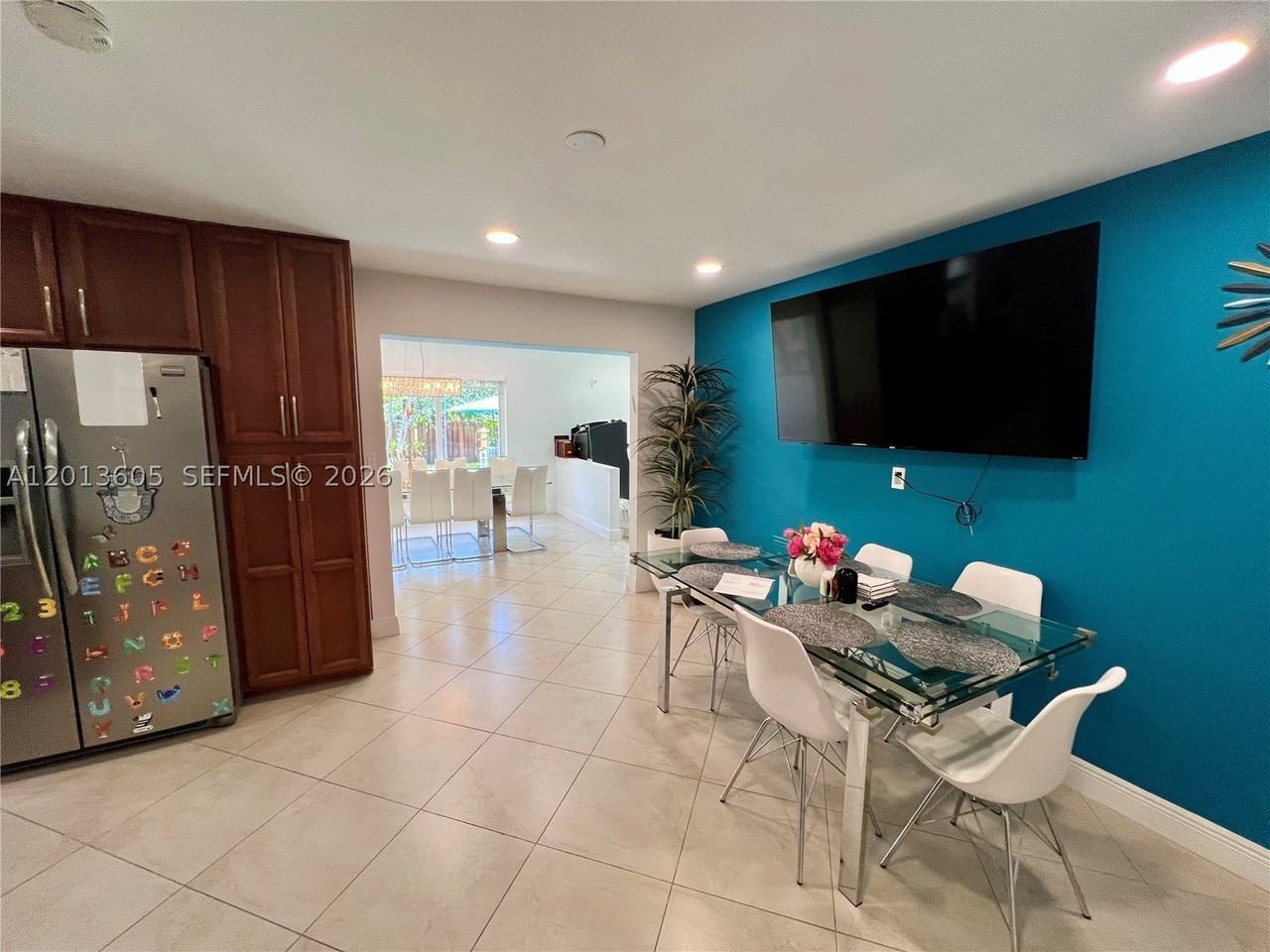 101 Sw 58th Ave #101 - Photo 6 of 23