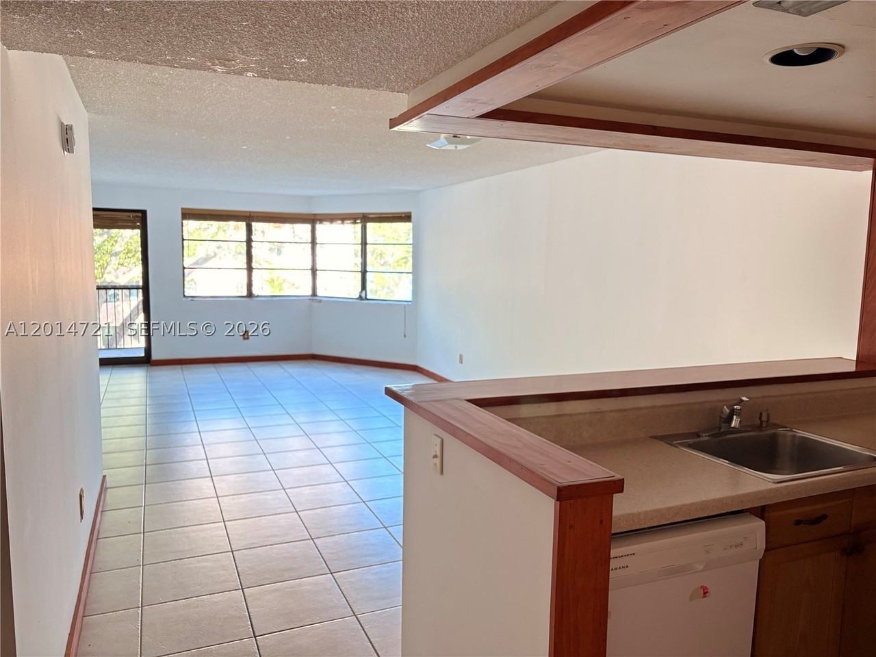20860 San Simeon Way #303-6 - Photo 2 of 6
