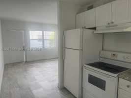 featured image of 608 5th St #7