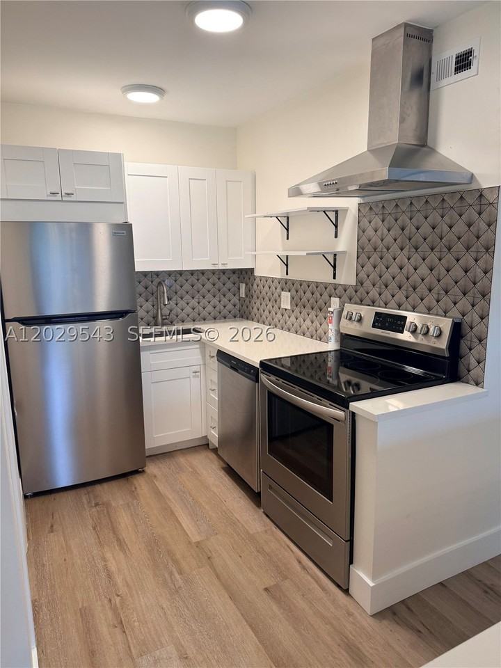 260 S Cypress Rd #108 - Photo 5 of 26