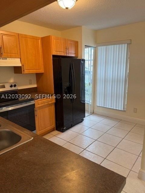 2856 Cambridge Ln #2856 - Photo 3 of 27