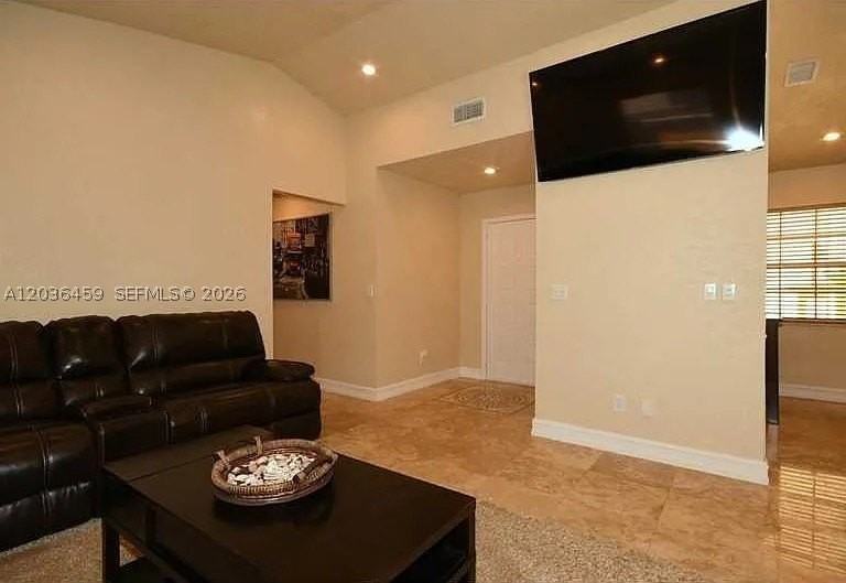 11838 Nw 13th St - Photo 4 of 21