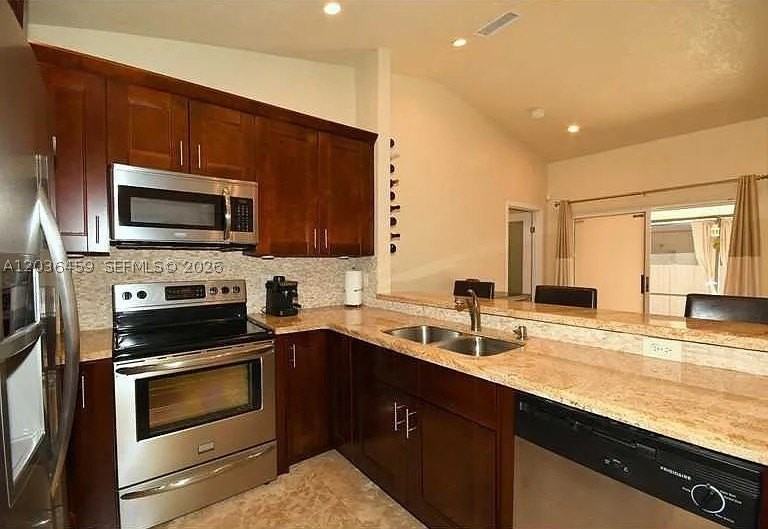 11838 Nw 13th St - Photo 7 of 21