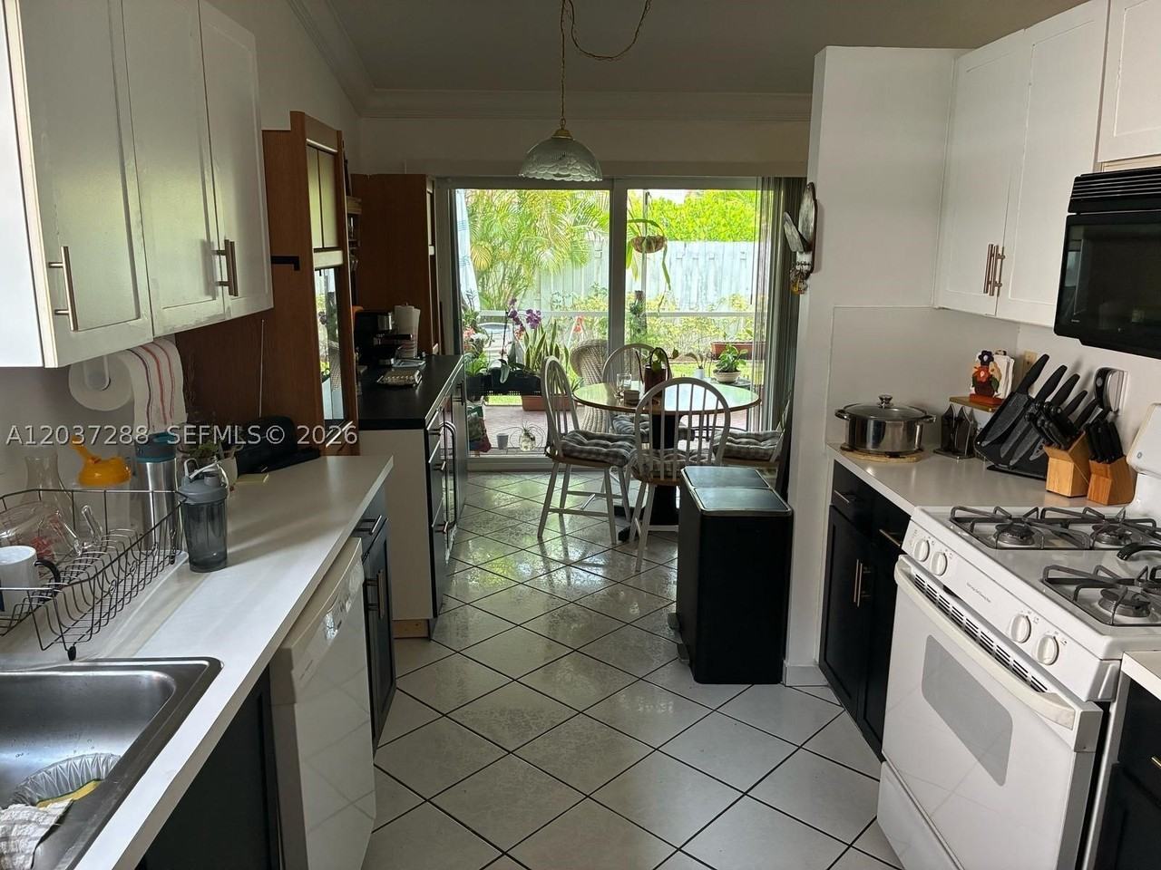 1412 Nw 129th Ter - Photo 7 of 23