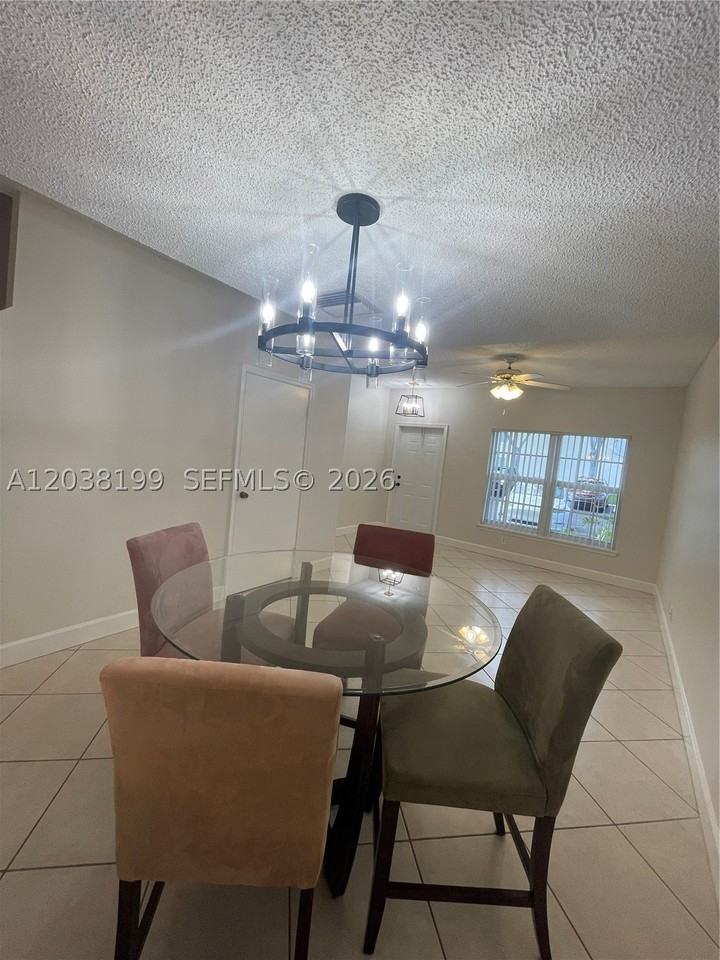 3100 Sw 50th St - Photo 3 of 16