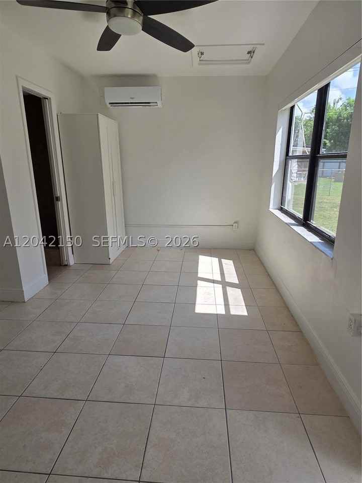 16 Allen Rd - Photo 3 of 10