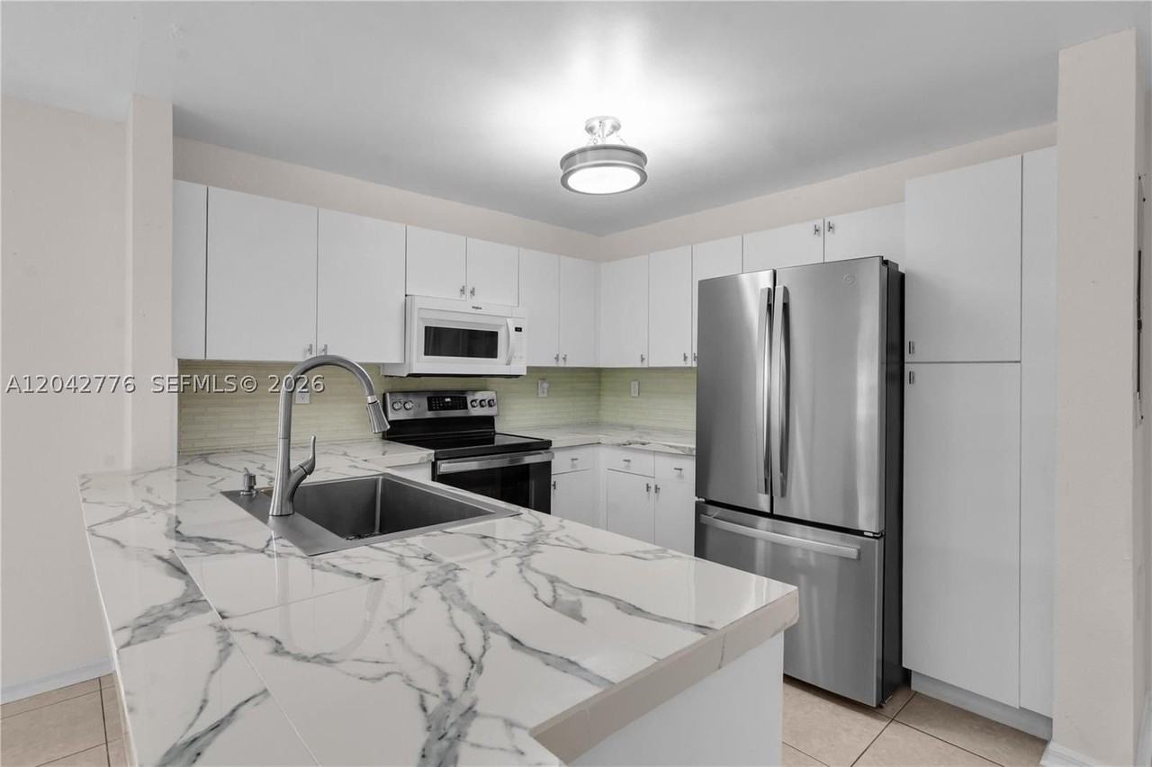 12990 Sw 30th Ct #150 - Photo 7 of 19
