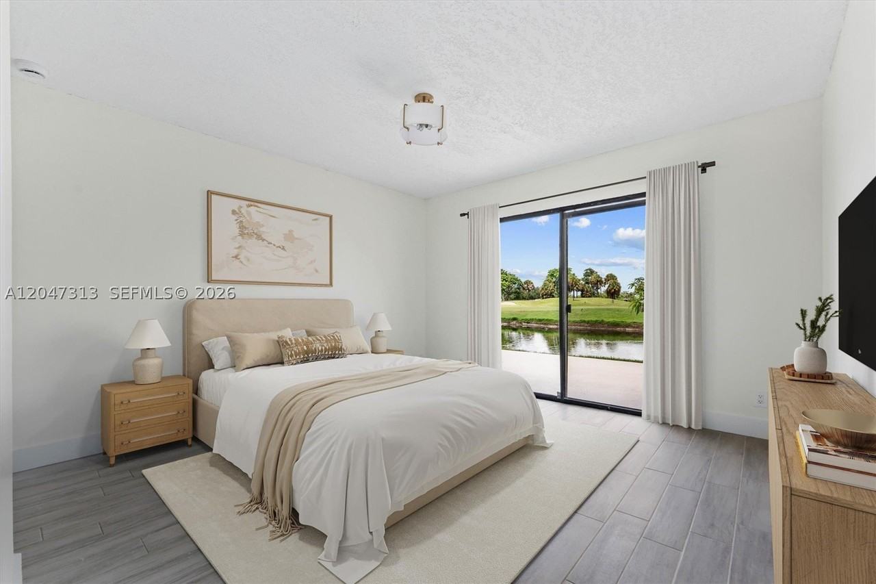 2025 Sw 82nd Ave #1 - Photo 4 of 46