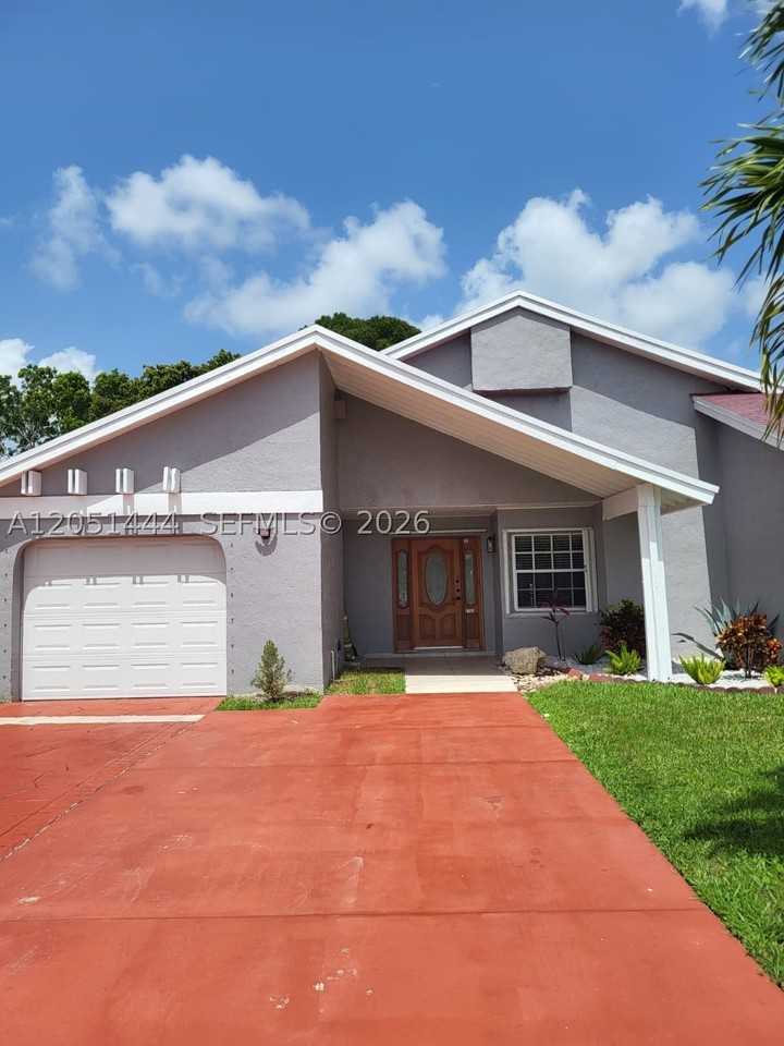 6760 Sw 156th Ct - Photo 2 of 22