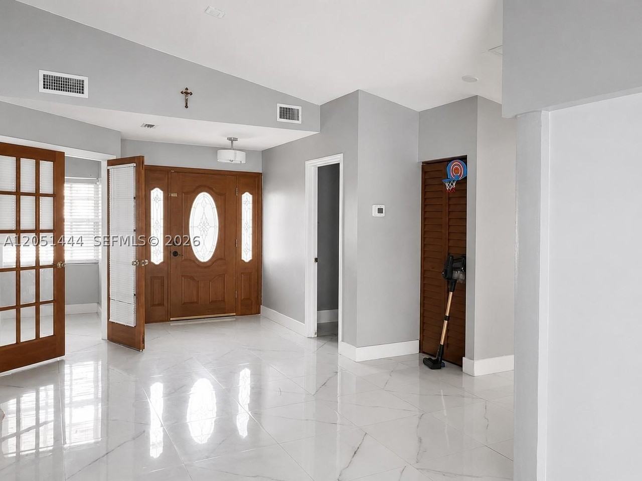 6760 Sw 156th Ct - Photo 3 of 22