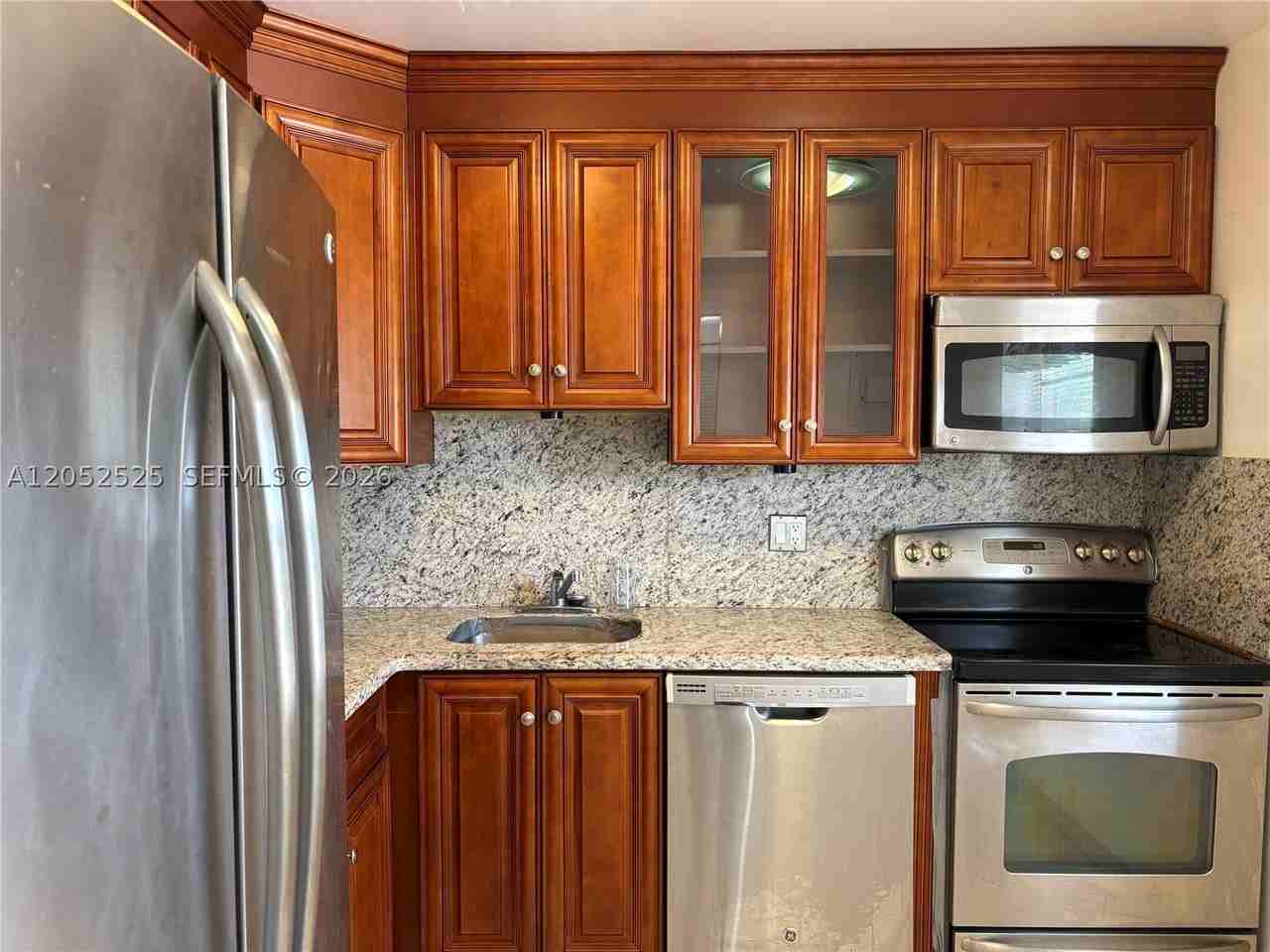 7305 Nw 4th Pl #201 - Photo 3 of 20
