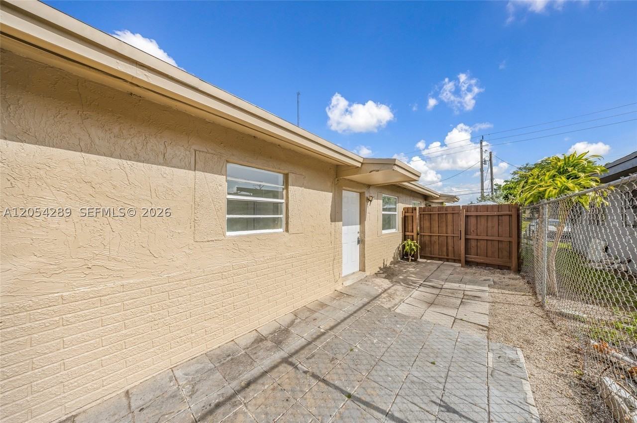 2468 Nw 21st St #2 - Photo 3 of 22