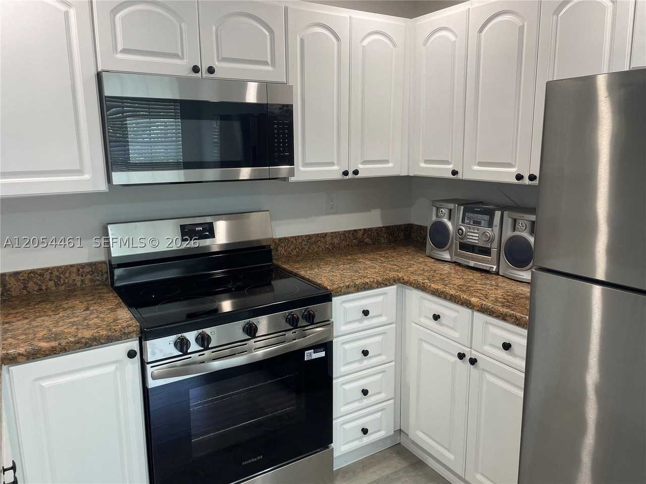 452 Ne 210th Circle Ter #102-7A - Photo 3 of 19