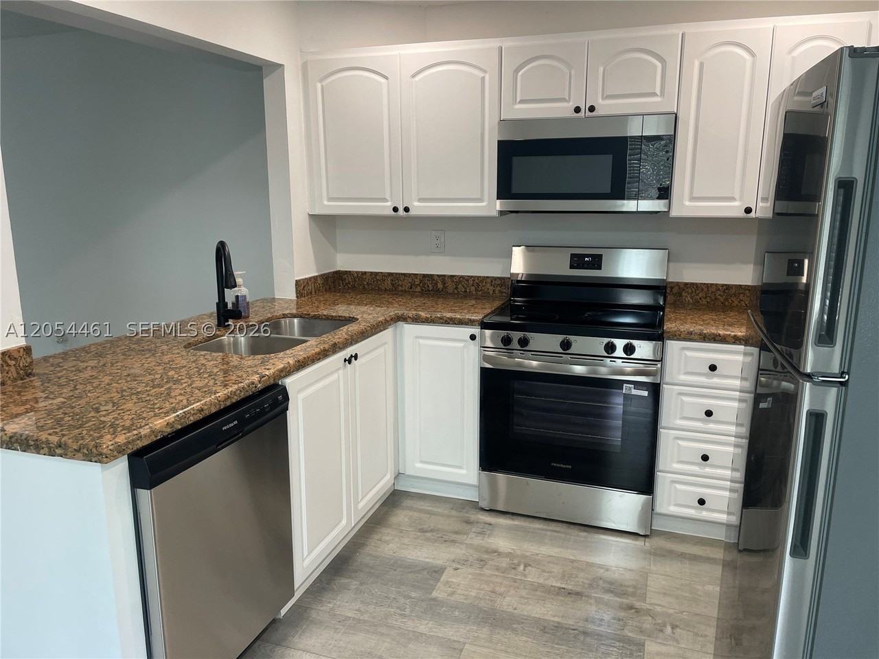 452 Ne 210th Circle Ter #102-7A - Photo 4 of 19