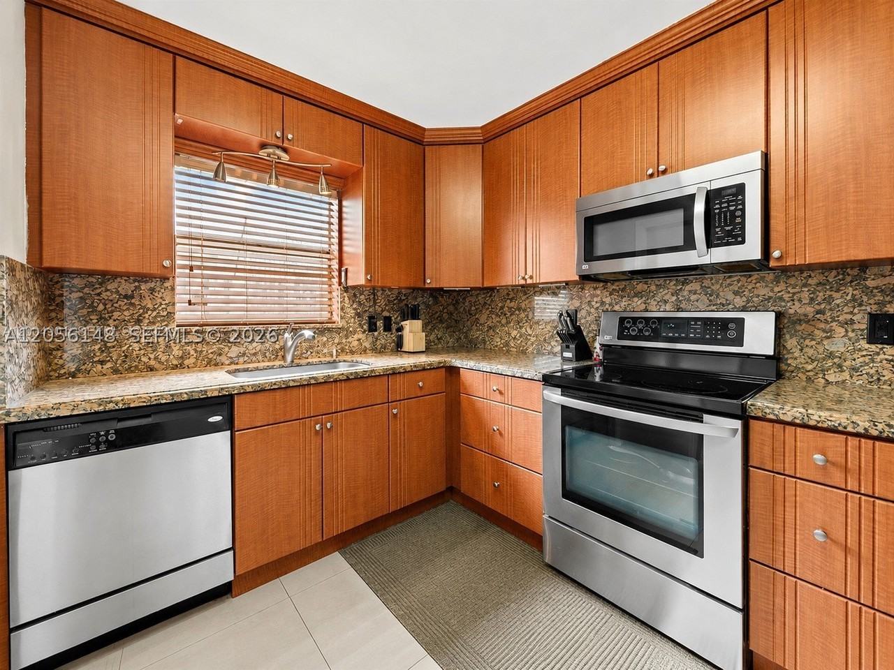 2210 N 57th Way #2210 - Photo 7 of 14
