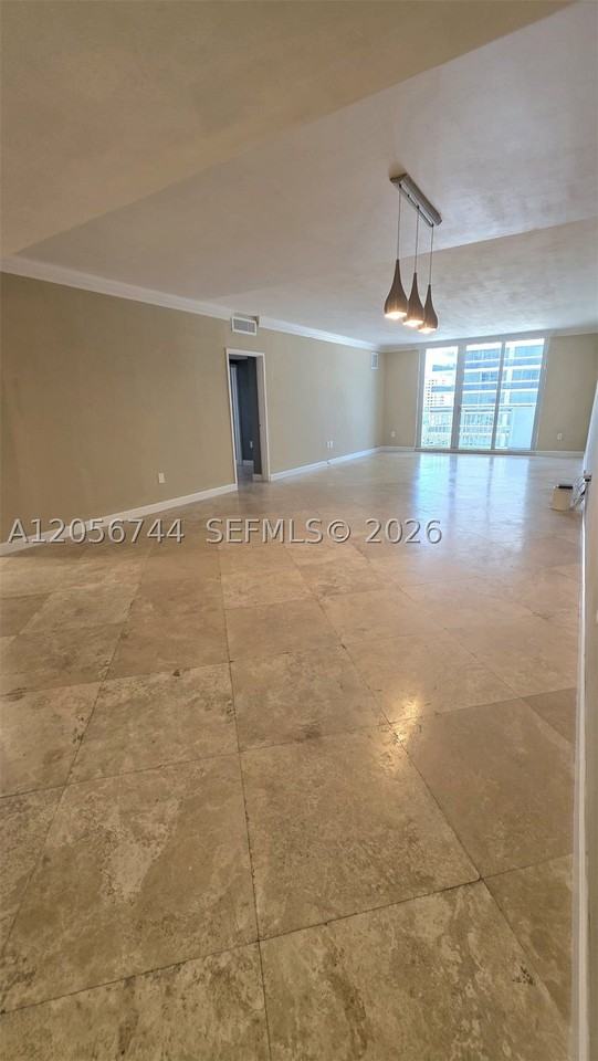 5825 Collins Ave #9C - Photo 5 of 50