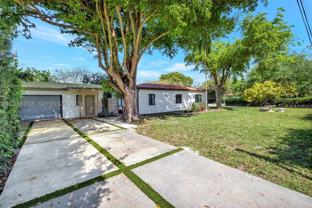 2198 Ne 183rd St - Photo 1 of 1