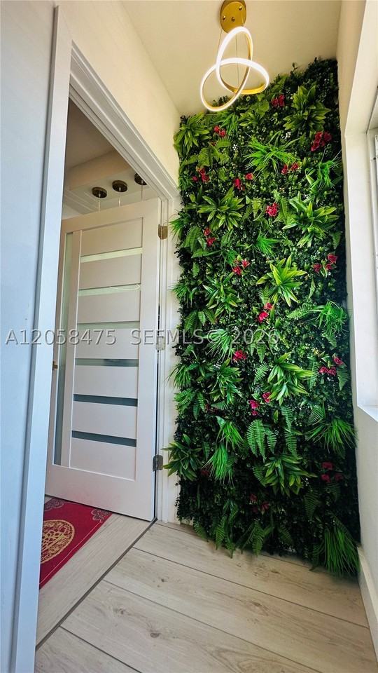 1668 Sw 20th St #1 - Photo 4 of 50
