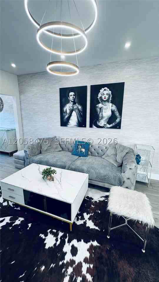 1668 Sw 20th St #1 - Photo 6 of 50