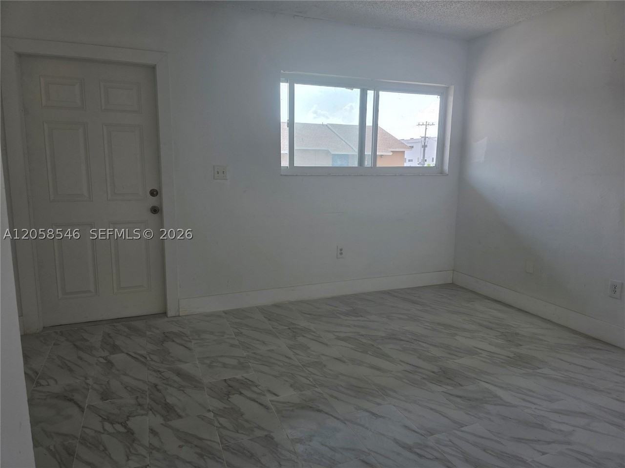 5525 W 24th Way #12 - Photo 3 of 23