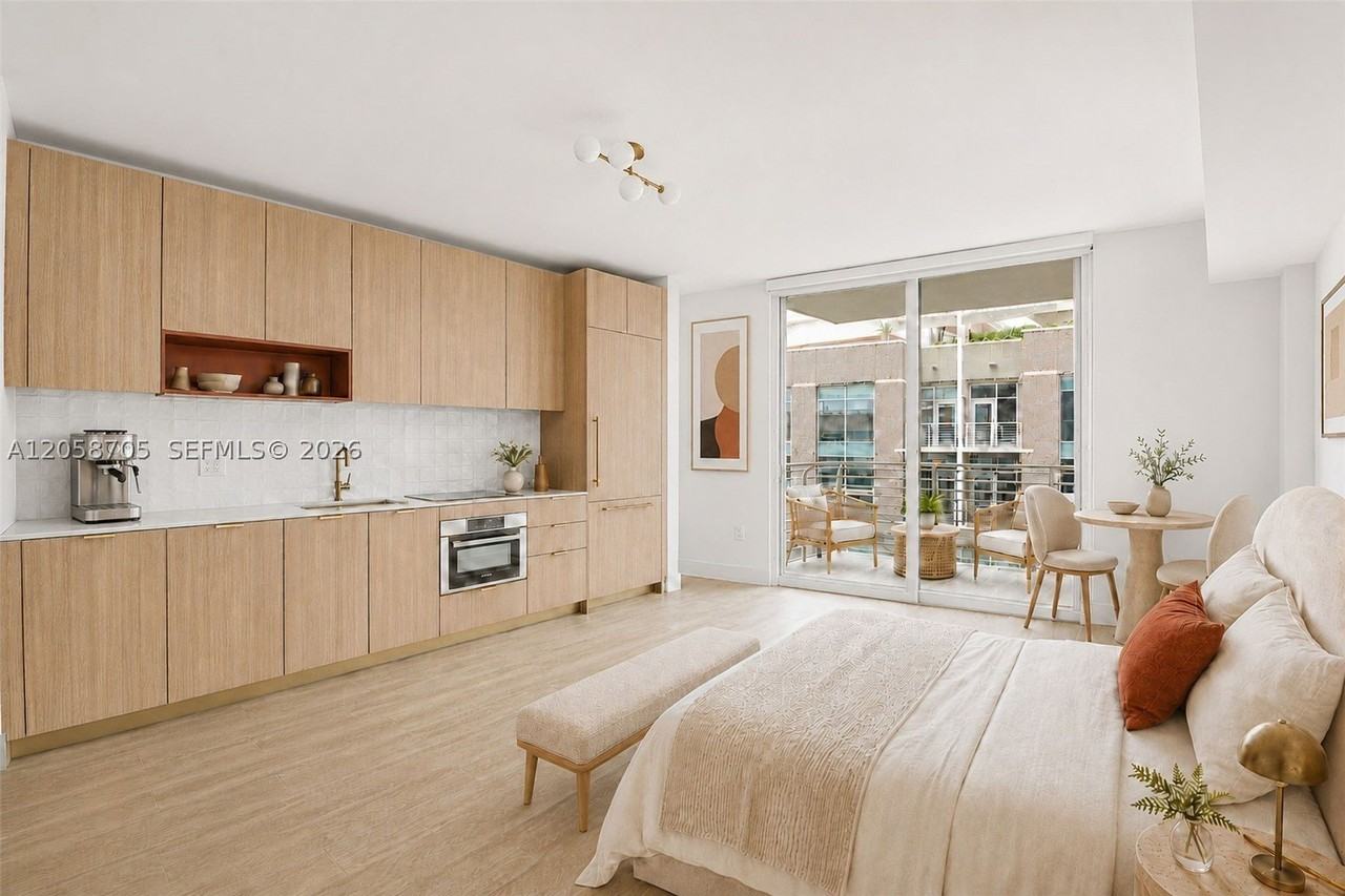 90 Ne 32nd St #414
