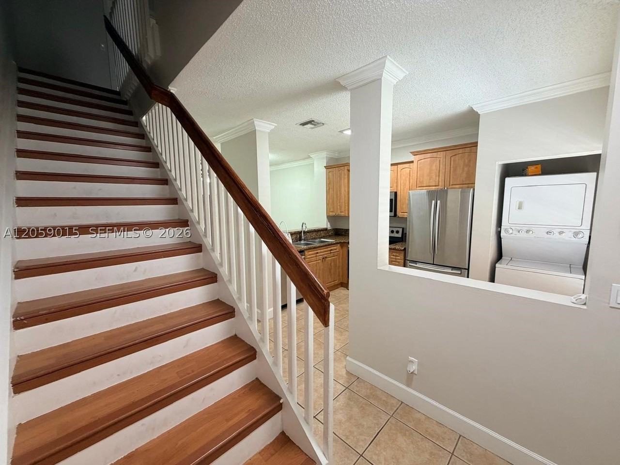 752 Sw 122nd Ter - Photo 5 of 12