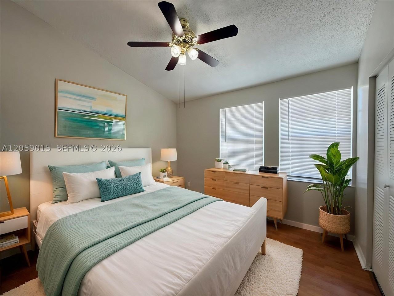 752 Sw 122nd Ter - Photo 6 of 12