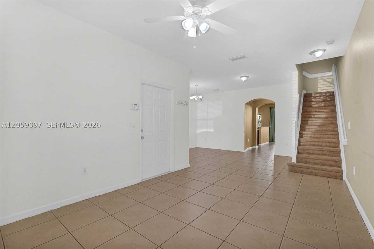 2641 Sw 120th Ter #205-2 - Photo 4 of 46