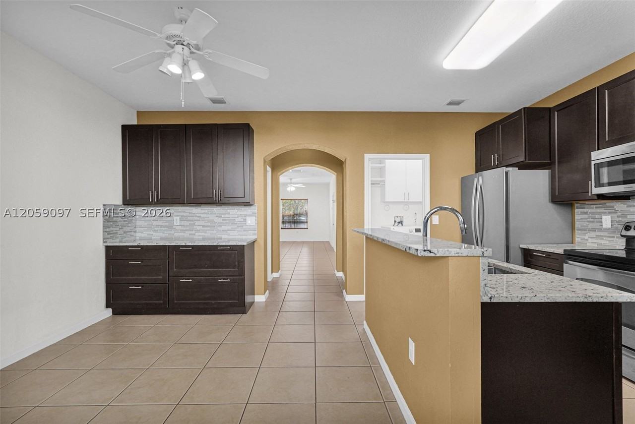 2641 Sw 120th Ter #205-2 - Photo 7 of 46