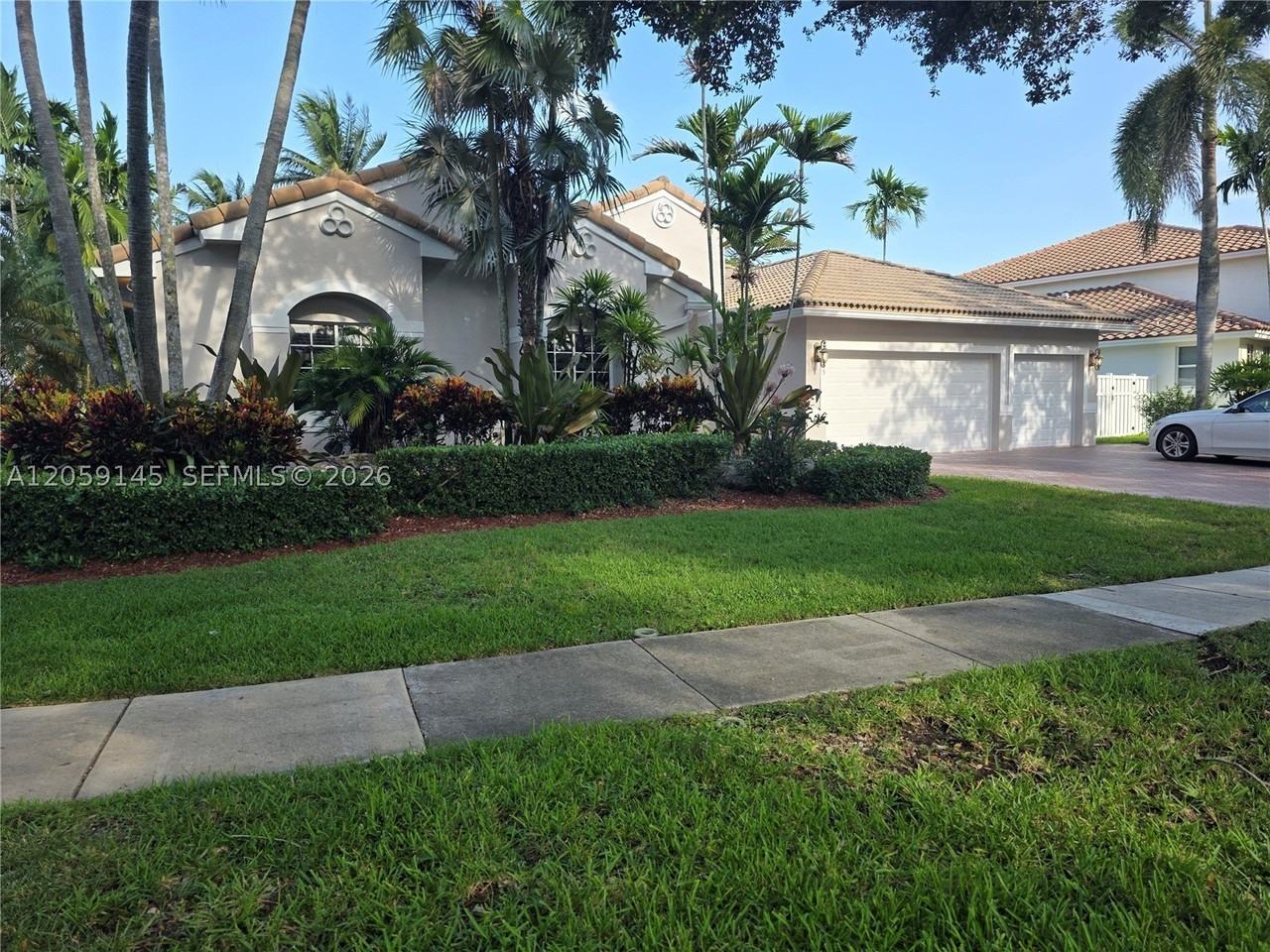 4045 Sw 151st Ter - Photo 3 of 42