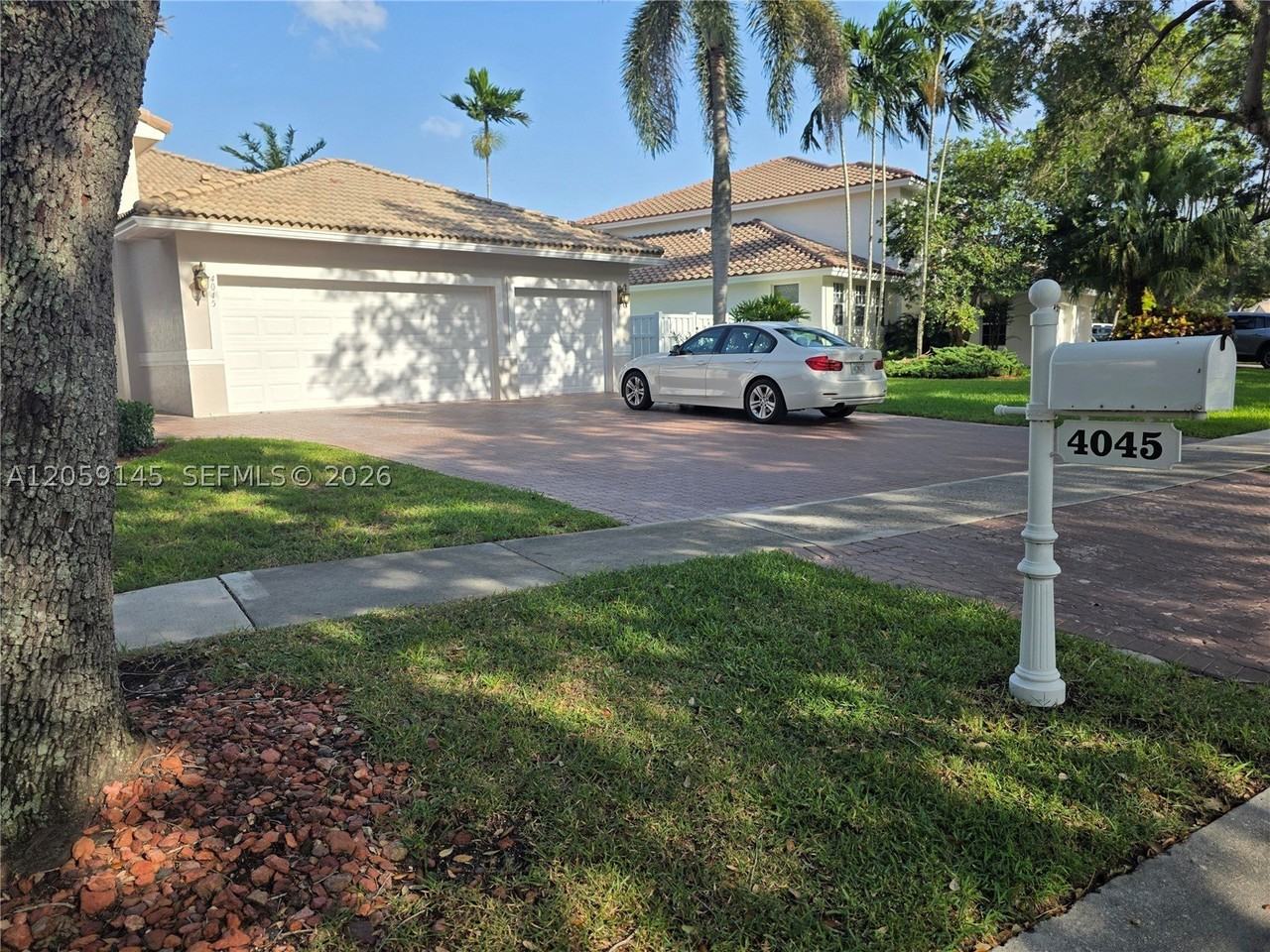 4045 Sw 151st Ter - Photo 4 of 42