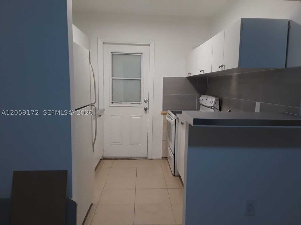 5647 Hayes St #A - Photo 7 of 13