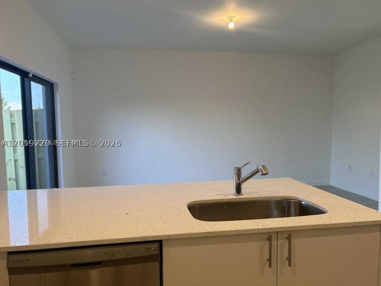 28481 Sw 132nd Ct - Photo 7 of 20