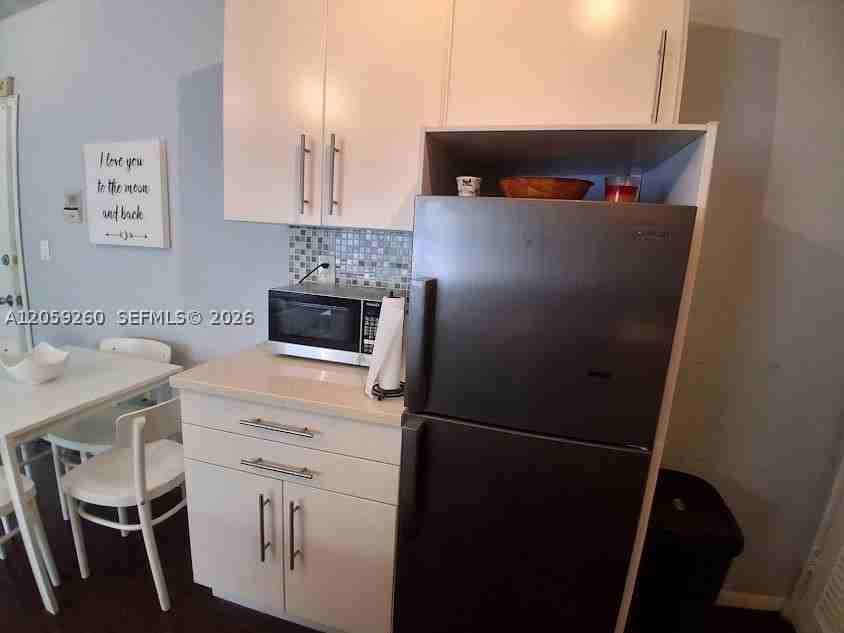1555 Pennsylvania Ave #203 - Photo 7 of 17