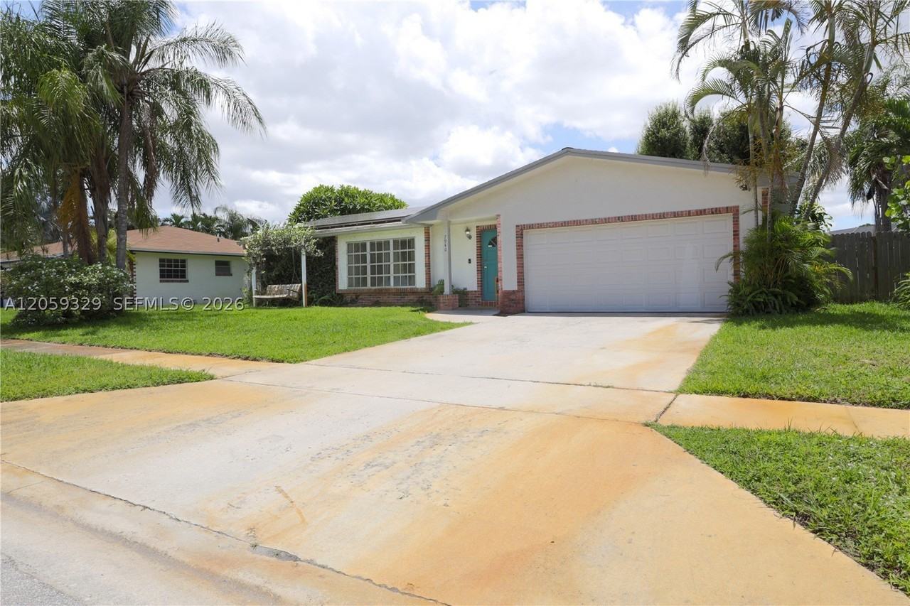 7940 Nw 9th St #7940 - Photo 2 of 16