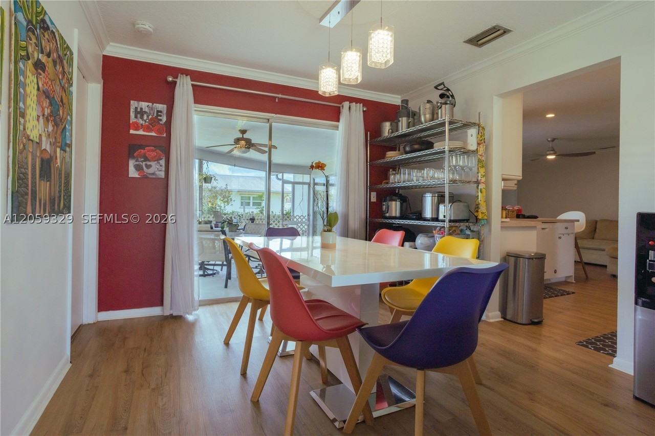 7940 Nw 9th St #7940 - Photo 4 of 16