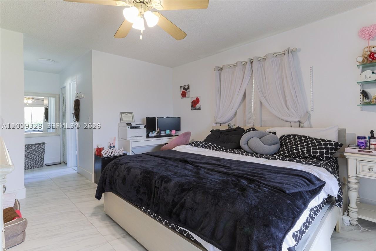 7940 Nw 9th St #7940 - Photo 7 of 16