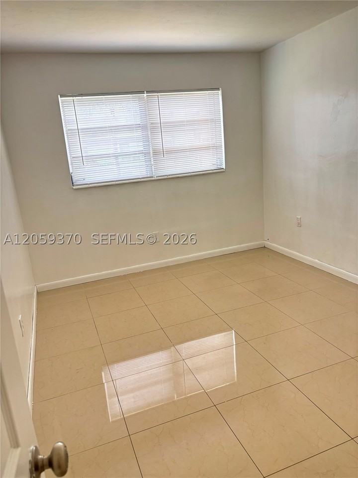 7410 Sw 82nd St #K203 - Photo 4 of 12