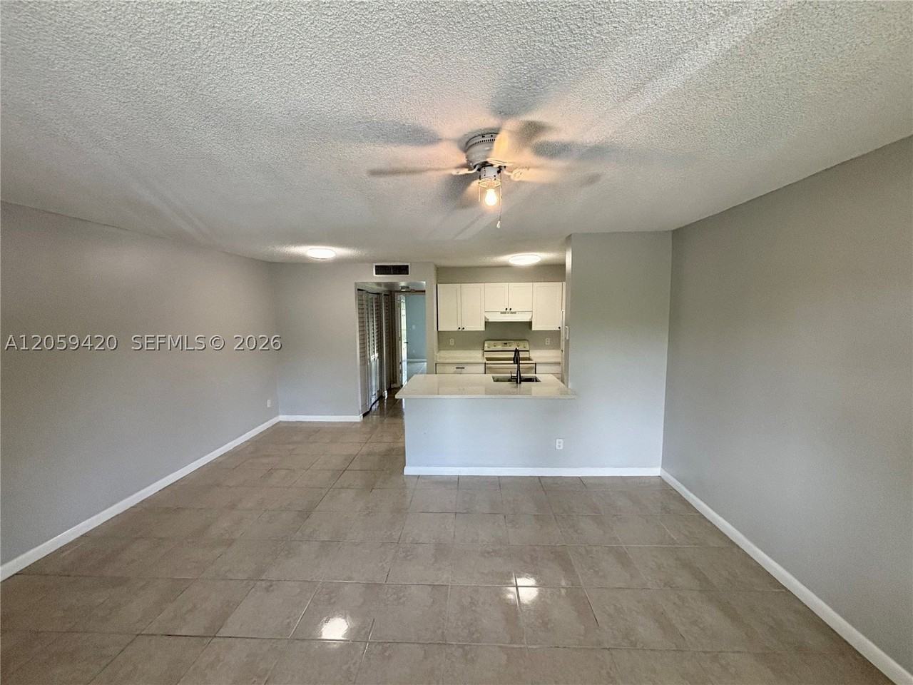 1822 Meadows Cir W #1822 - Photo 5 of 22