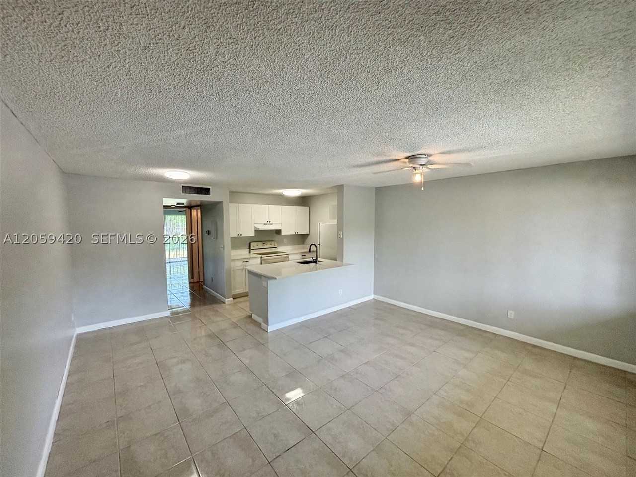 1822 Meadows Cir W #1822 - Photo 6 of 22