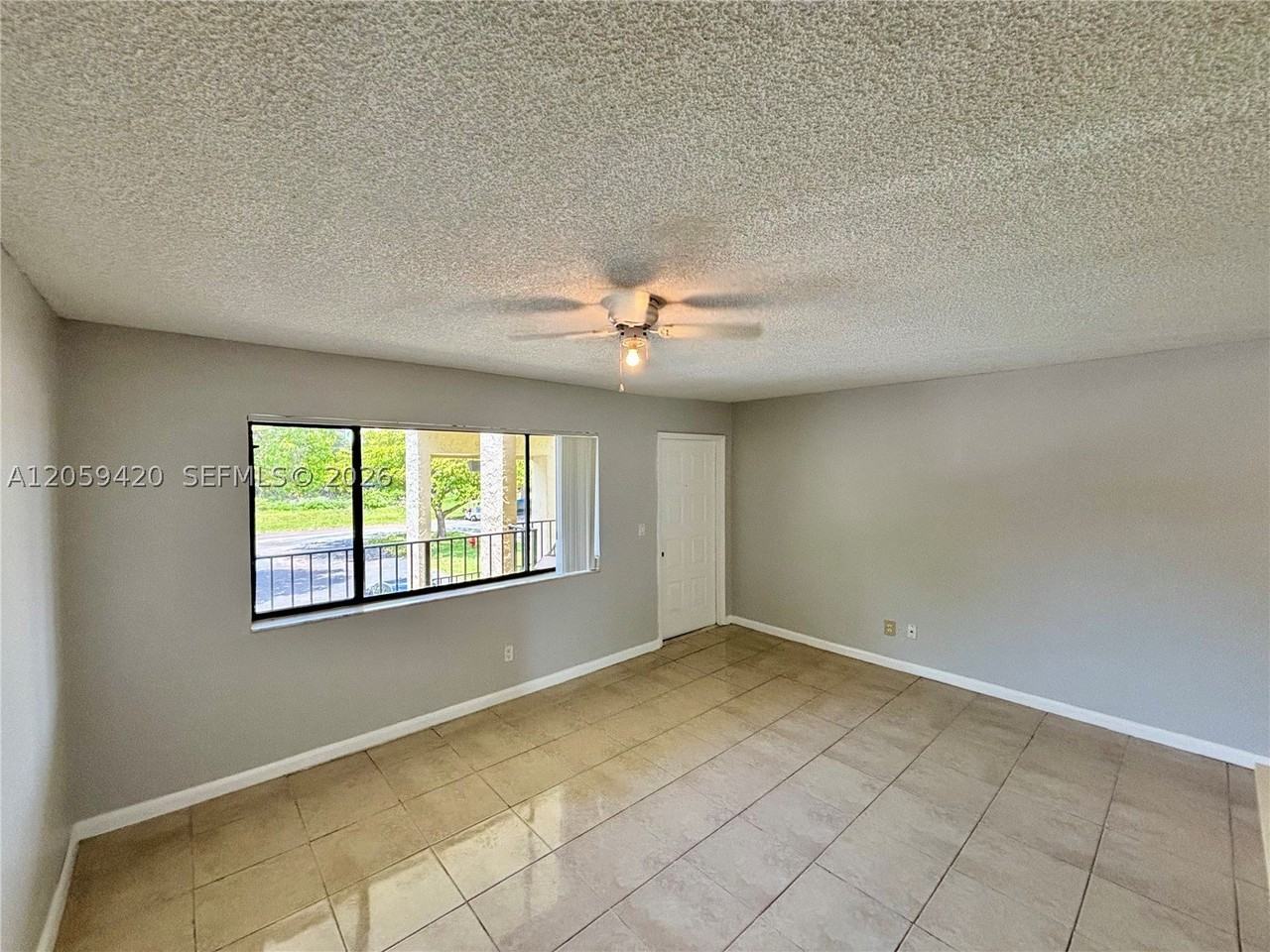 1822 Meadows Cir W #1822 - Photo 7 of 22