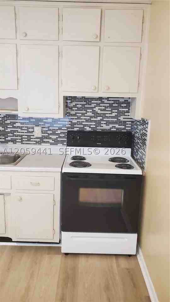 619 N D St - Photo 4 of 14