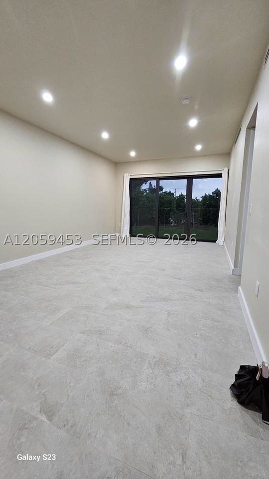 21263 Sw 234th St #2 - Photo 7 of 16