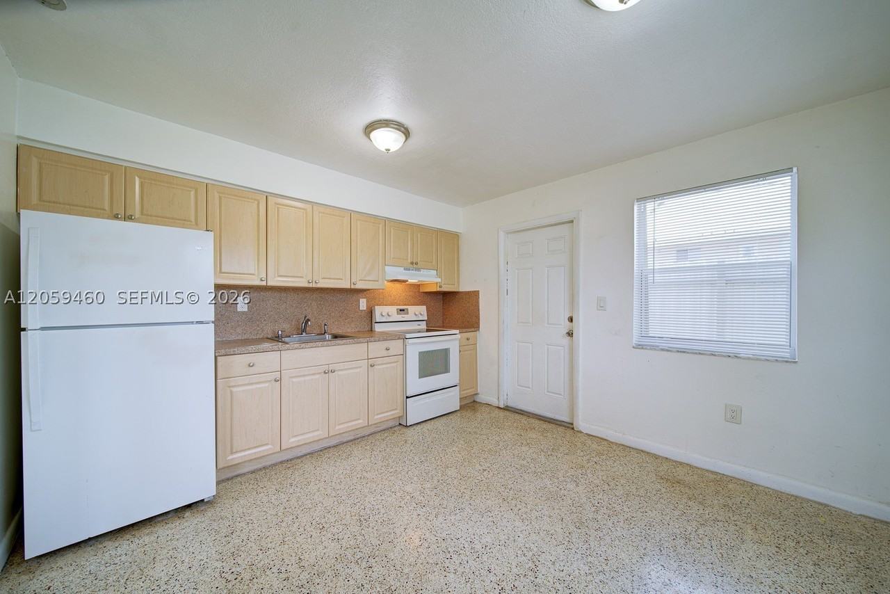 7358 Sw 23rd St #1 - Photo 6 of 15