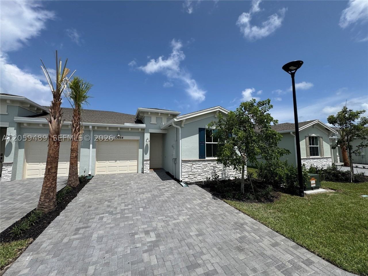 13664 Jubilee Ln - Photo 3 of 50