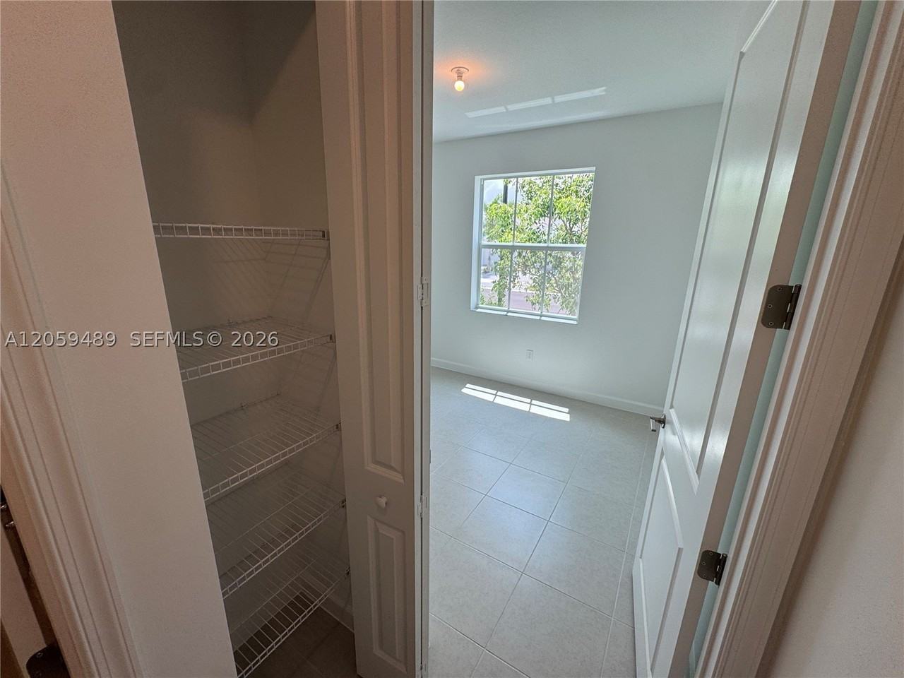 13664 Jubilee Ln - Photo 7 of 50