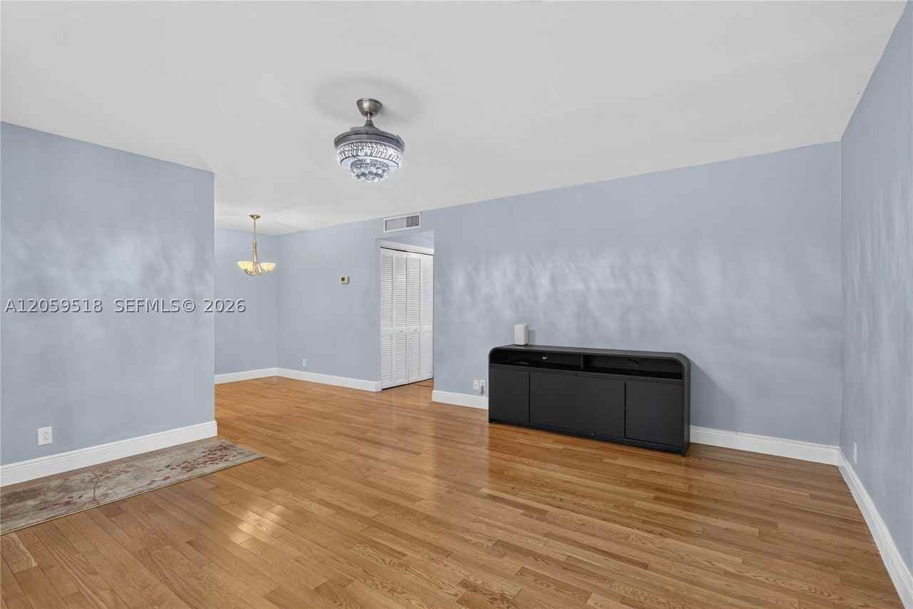 2870 Ne 14th Street Cswy #203C - Photo 3 of 4